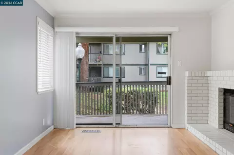 Living - 641 Chadwick Ln, Bay Point, CA 94565 photo 5 of 8