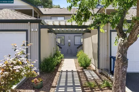 Exterior - 641 Chadwick Ln, Bay Point, CA 94565 photo 3 of 9