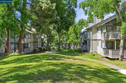 Exterior - 641 Chadwick Ln, Bay Point, CA 94565 photo 6 of 9
