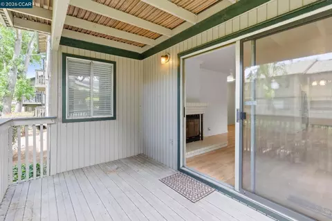 Exterior - 641 Chadwick Ln, Bay Point, CA 94565 photo 5 of 9