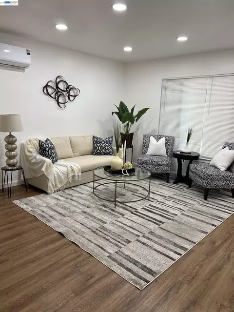 2257 Edison, Sacramento, CA 95821