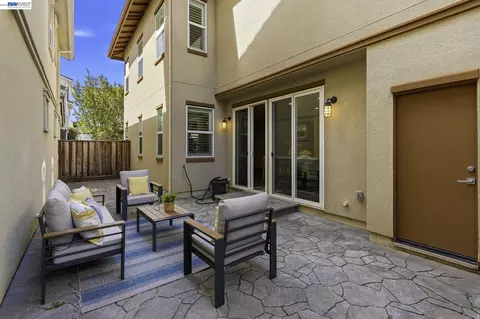 Exterior - 416 Dewitt Ln, Alameda, CA 94501 photo 5 of 5