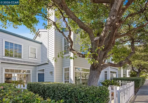 Exterior - 619 Commodore Dr, Richmond, CA 94804 photo 6 of 9