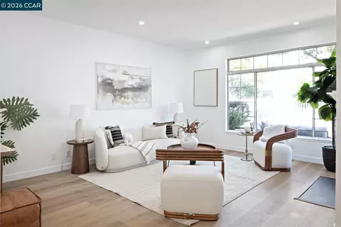 Living - 619 Commodore Dr, Richmond, CA 94804 photo 1 of 4