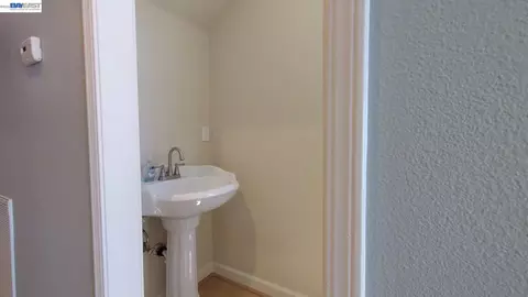 Entry Way - 917 1st St, Rodeo, CA 94572 photo 3 of 3
