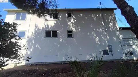 Exterior - 917 1st St, Rodeo, CA 94572 photo 3 of 3
