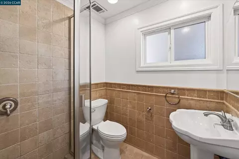 Bath - 8271 Cavalier Ln, Dublin, CA 94568 photo 1 of 4