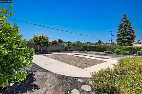 Exterior - 8271 Cavalier Ln, Dublin, CA 94568 photo 6 of 6