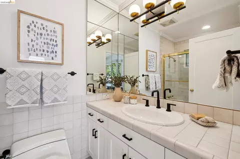 122 Vicente Rd, Berkeley, CA 94705 photo 48