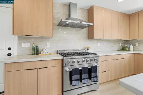 Kitchen - 1837 Andrews Dr, Concord, CA 94521 photo 2 of 3