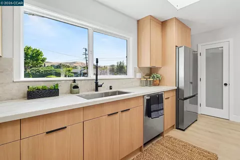 Kitchen - 1837 Andrews Dr, Concord, CA 94521 photo 3 of 3