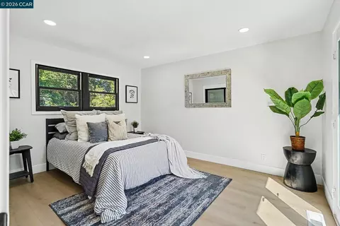 Bedroom - 1837 Andrews Dr, Concord, CA 94521 photo 4 of 5