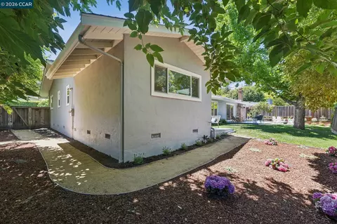 Exterior - 263 Tharp Dr, Moraga, CA 94556 photo 17 of 23