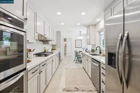 Kitchen - 263 Tharp Dr, Moraga, CA 94556 photo 1 of 5