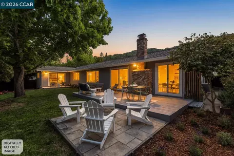 Exterior - 263 Tharp Dr, Moraga, CA 94556 photo 5 of 23