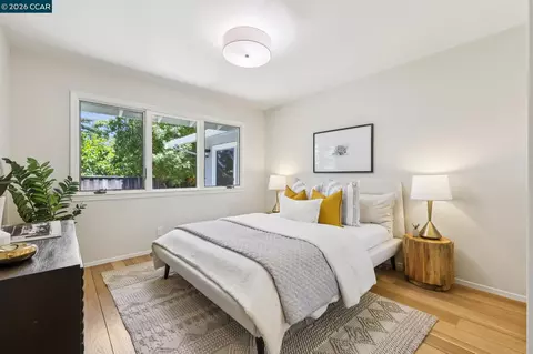Bedroom - 263 Tharp Dr, Moraga, CA 94556 photo 1 of 7