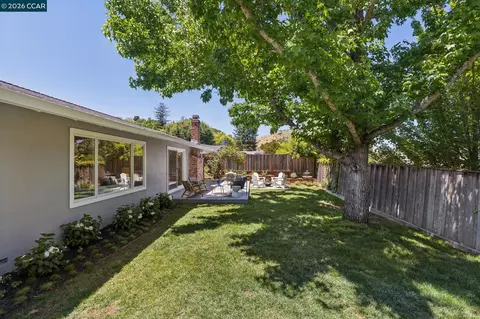 Exterior - 263 Tharp Dr, Moraga, CA 94556 photo 16 of 23