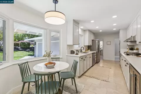Kitchen - 263 Tharp Dr, Moraga, CA 94556 photo 4 of 5