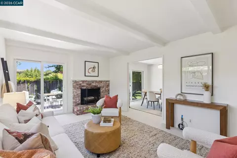 Living - 263 Tharp Dr, Moraga, CA 94556 photo 10 of 11