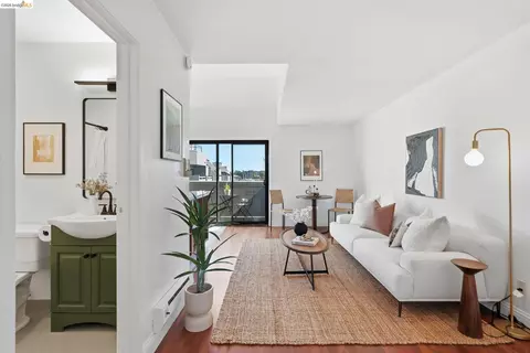 3 Embarcadero #338, Oakland, CA 94607