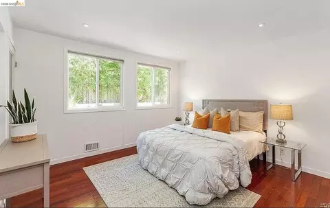 Bedroom - 227 Richardson Dr, Mill Valley, CA 94941 photo 3 of 3