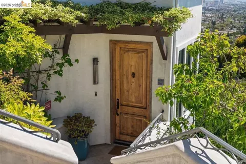 Entry Way - 85 Gravatt Dr, Berkeley, CA 94705 photo 1 of 10