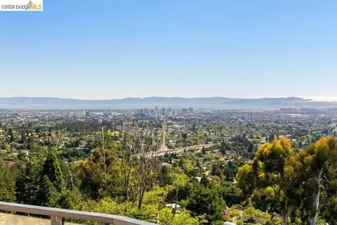 View/Area - 85 Gravatt Dr, Berkeley, CA 94705 photo 8 of 12
