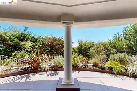 Exterior - 85 Gravatt Dr, Berkeley, CA 94705 photo 5 of 12