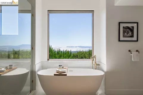 Bath - 85 Gravatt Dr, Berkeley, CA 94705 photo 4 of 7