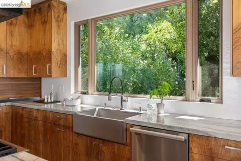 Kitchen - 85 Gravatt Dr, Berkeley, CA 94705 photo 2 of 7