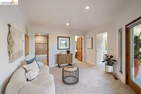 Entry Way - 85 Gravatt Dr, Berkeley, CA 94705 photo 9 of 10