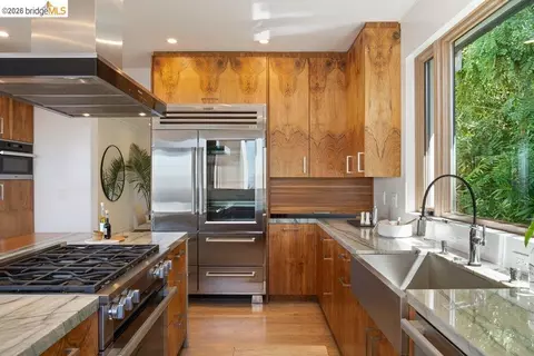 Kitchen - 85 Gravatt Dr, Berkeley, CA 94705 photo 3 of 7