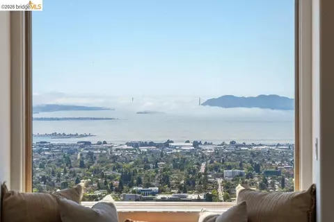 View/Area - 85 Gravatt Dr, Berkeley, CA 94705 photo 5 of 12