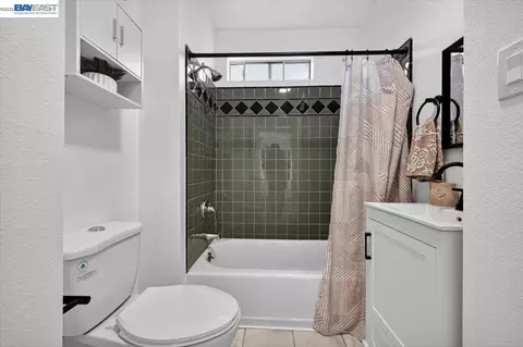 Bath - 111 Garretson Ave, Rodeo, CA 94572 photo 6 of 6