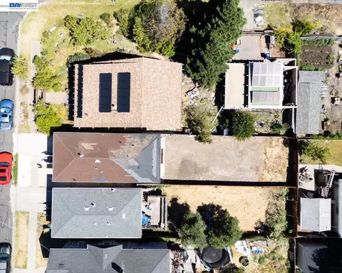 View/Area - 111 Garretson Ave, Rodeo, CA 94572 photo 13 of 15