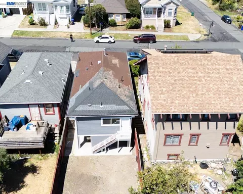 View/Area - 111 Garretson Ave, Rodeo, CA 94572 photo 5 of 15