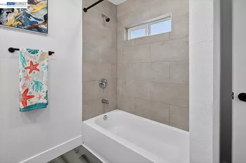 Bath - 111 Garretson Ave, Rodeo, CA 94572 photo 2 of 6