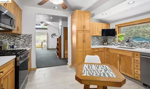 Kitchen - 1410 Taylor Rd, Bethel Island, CA 94511 photo 1 of 5