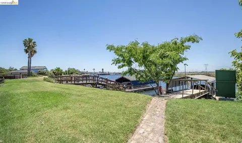 Exterior - 1410 Taylor Rd, Bethel Island, CA 94511 photo 8 of 12