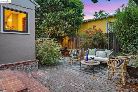 Exterior - 1421 Cornell Ave, Berkeley, CA 94702 photo 5 of 6