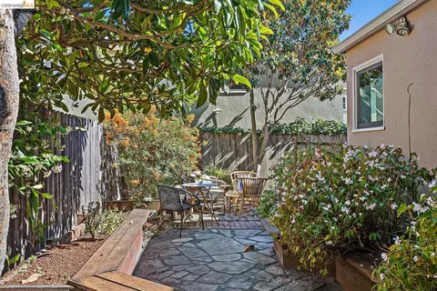 Exterior - 1421 Cornell Ave, Berkeley, CA 94702 photo 4 of 6