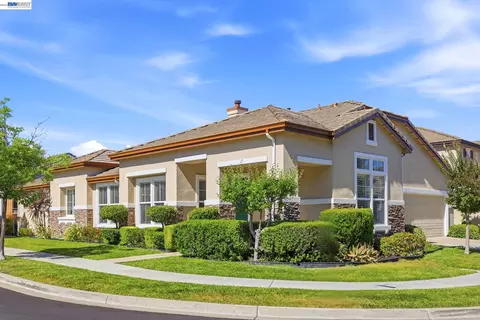 5315 Asterwood Dr, Dublin, CA 94568