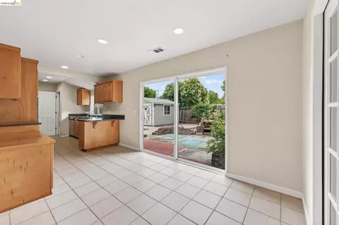 Other - 2465 Mountain View Dr, Concord, CA 94520 photo 3 of 8