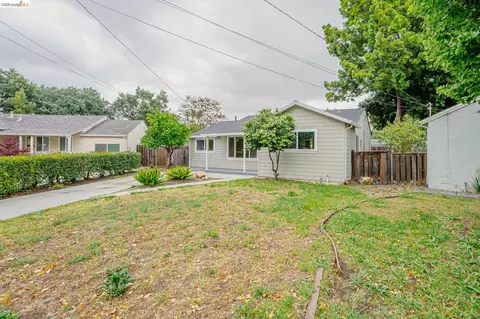 Exterior - 2465 Mountain View Dr, Concord, CA 94520 photo 1 of 17