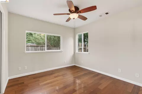 Bedroom - 2465 Mountain View Dr, Concord, CA 94520 photo 1 of 6
