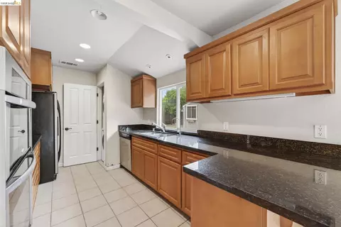 Kitchen - 2465 Mountain View Dr, Concord, CA 94520 photo 2 of 7