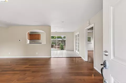 Living - 2465 Mountain View Dr, Concord, CA 94520 photo 1 of 5