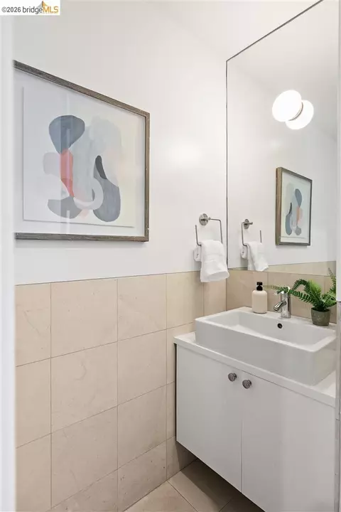 Bath - 1406 San Pablo Ave #A, Berkeley, CA 94702 photo 1 of 2