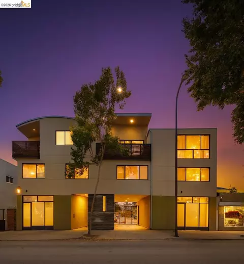 1406 San Pablo Ave #A, Berkeley, CA 94702