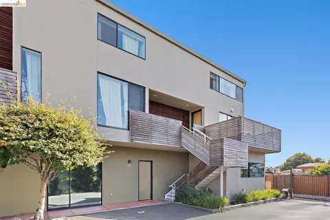 Exterior - 1406 San Pablo Ave #A, Berkeley, CA 94702 photo 6 of 8